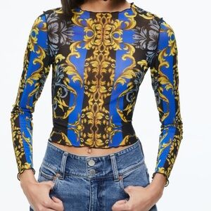 DELAINA LONG SLEEVE TOP size small